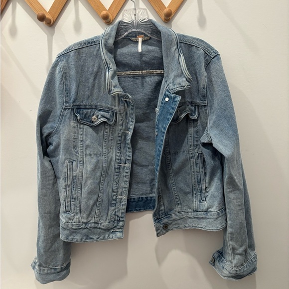 Free People Jackets & Blazers - Free People denim jackets size large
